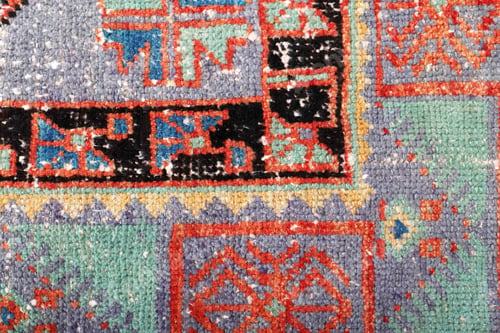Preview: Textures and patterns in color from woven carpets