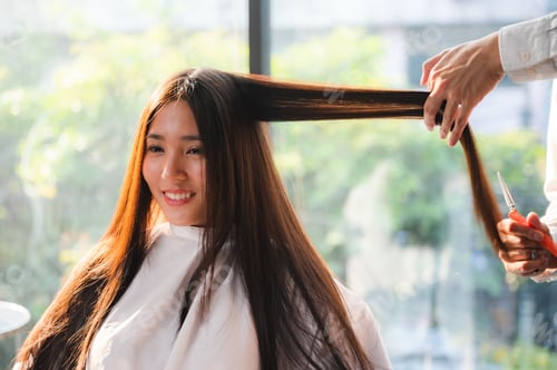 Preview: Woman Getting a Haircut at a Salon