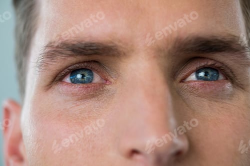 Preview: Eyes of a man