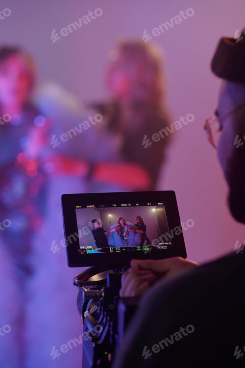 Preview: Behind the Scenes Fashion Photography in Studio