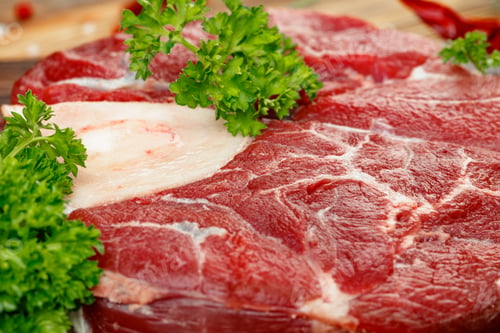 Preview: Close up of fresh uncooked rib eye steak