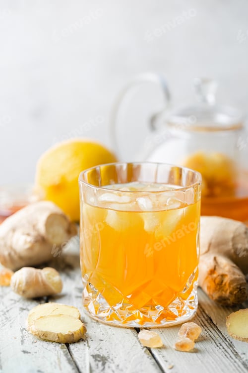 Preview: Yellow drink ginger and ice
