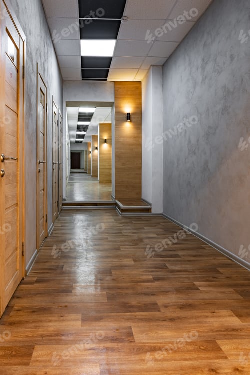 Preview: Long empty hall in new business office