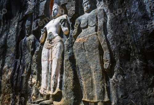 Preview: Statue on Sri Lanka