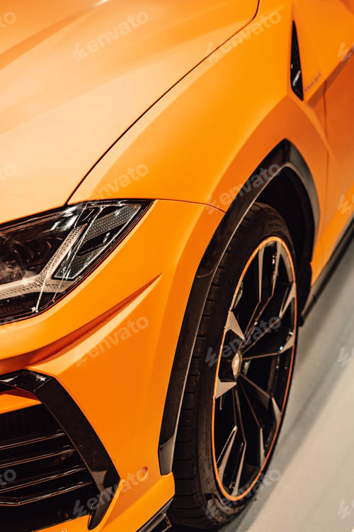Preview: Detail of the front wheel of a sports car