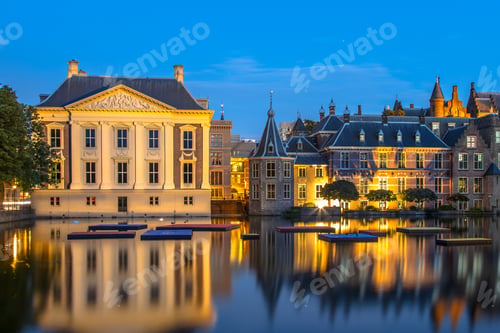 Preview: Parliament Binnenhof and Mauritshuis The Hague