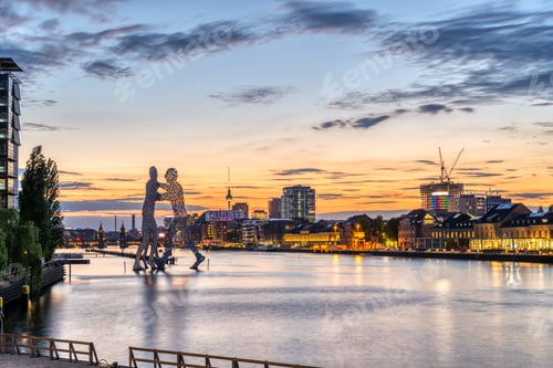 Preview: The river Spree in Berlin after sunset