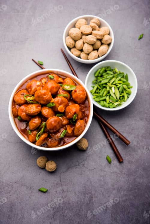 Preview: Glycine max Chunks or Soya Chunk Manchurian dry or with Gravy