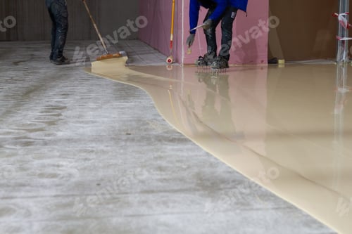 Preview: The worker who applied the resistant epoxy resin in the new hall was highly skilled