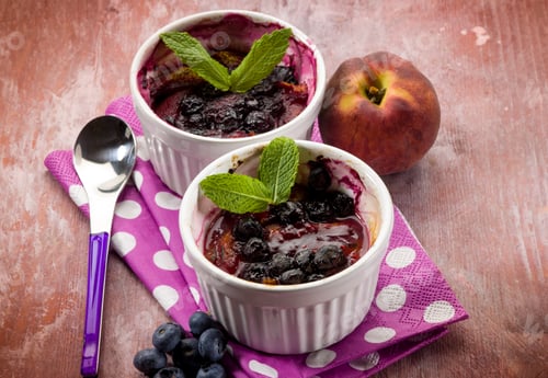 Preview: dessert with peach and blueberry