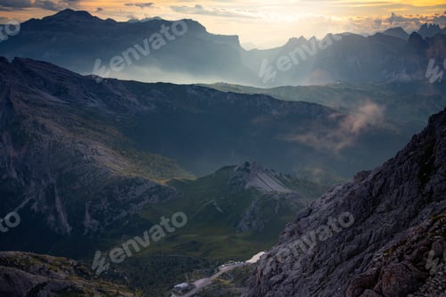 Preview: Dolomite stuning sunset from the Lagazuoi refuge