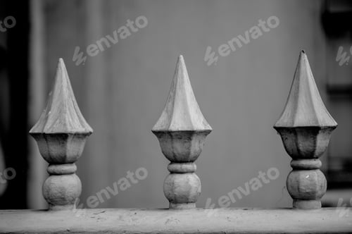 Preview: Close-up fencing grill in monochrome