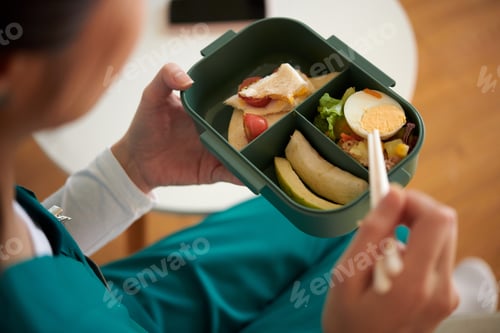 Preview: Medical Nurse Eating Lunch