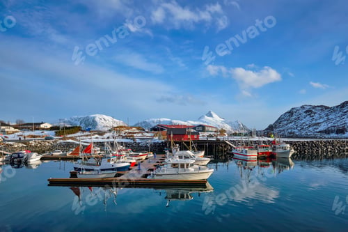 Preview: Fishing boats and yachts on pier in Norway