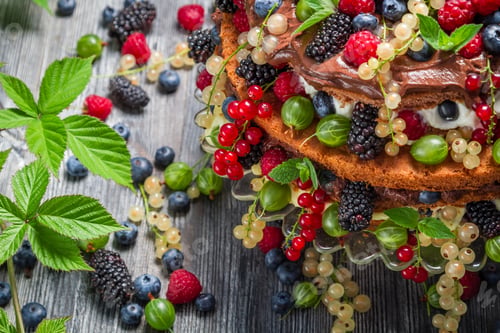 Preview: Cake made of wild berries