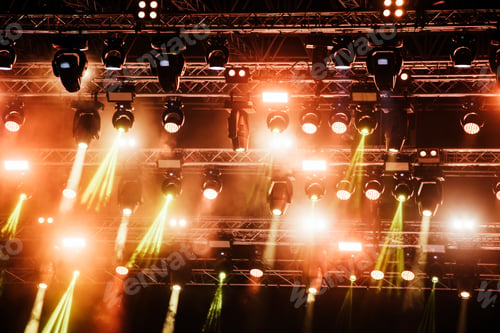 Preview: Picture of bright concert lighting on stage
