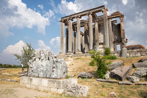 Preview: Aizonai antic city ruins with Zeus temple. Aizanoi ancient city in Cavdarhisar, Kutahya, Turkey.