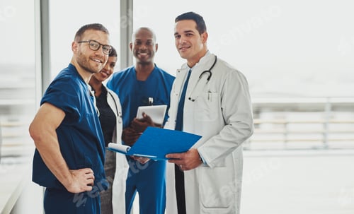 Preview: Doctor leading a medical team at hospital