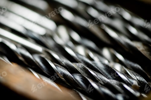 Preview: Various drill bits for drills.