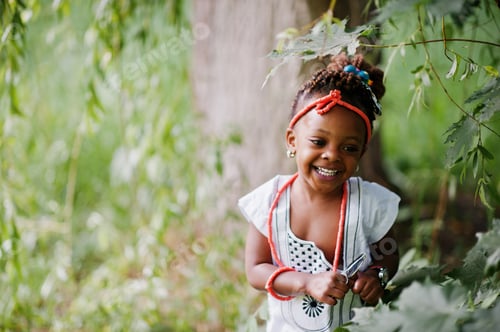 Preview: Amazing beautiful african american baby girl with sunglasses having fun