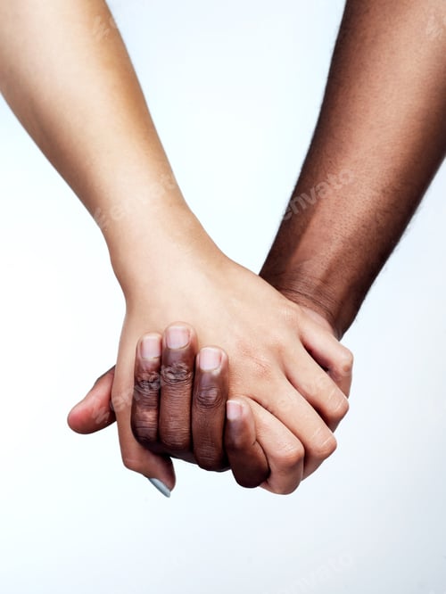 Preview: Hand in hand through it all