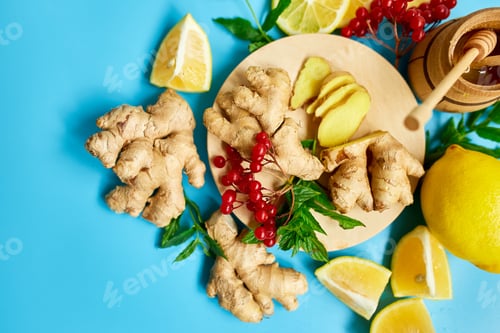 Preview: Flat lay of Immune boosting remedy, immunity boosting foods