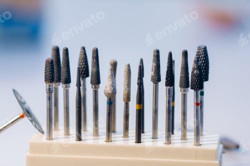 Preview: Grinding tools and drills for dental technicians