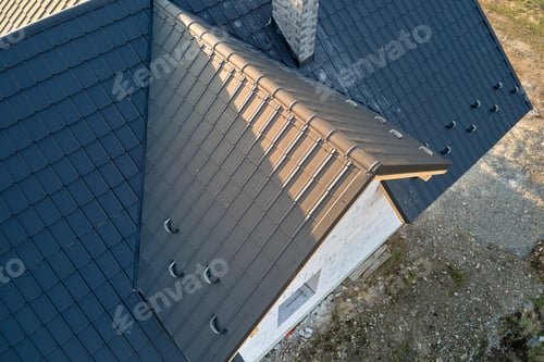 Preview: Aerial view of unfinished house with aerated lightweight concrete walls and wooden roof