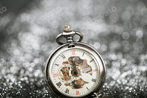 Preview: New Year's at midnight