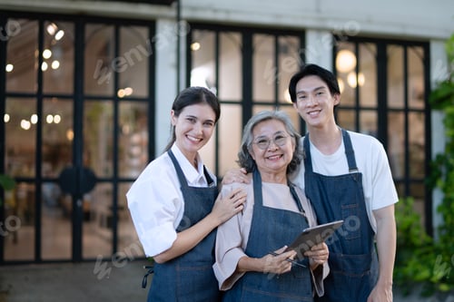 Preview: Mother, son and daughter are working at their DIY store.