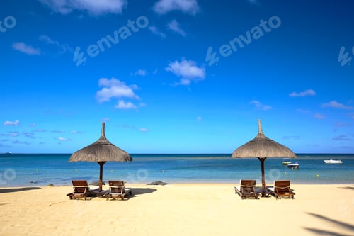 Preview: Tropical sand beach
