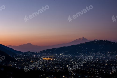 Preview: Mountain in clear day.