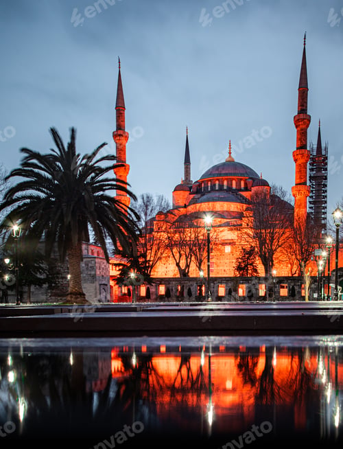 Preview: Sultanahmet mosque in Istanbul turkey