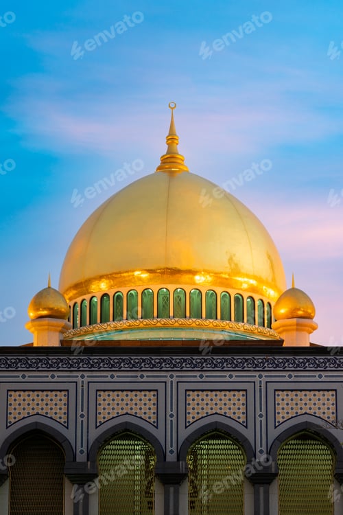 Preview: Jame' Asr Hassanil Bolkiah Mosque, Bandar Seri Begawan, Brunei.