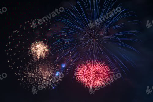 Preview: Colorful fireworks display.