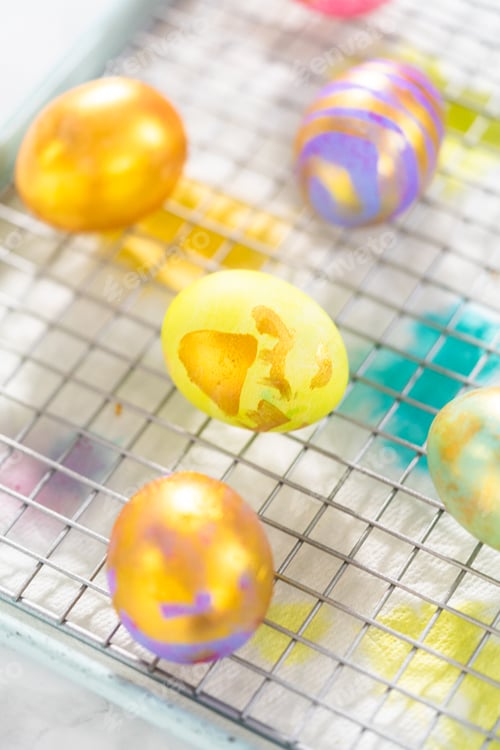 Preview: Easter egg coloring