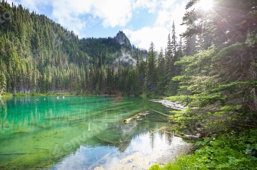 Preview: Mountains lake