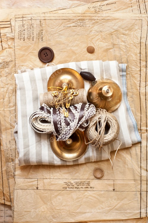 Preview: Ribbons Christmas ornaments and cloth