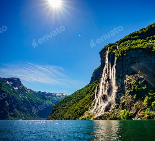 Preview: Waterfall Seven Sisters.