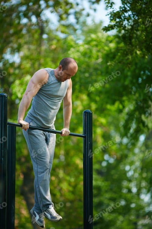 Preview: Exercising on sport facilities