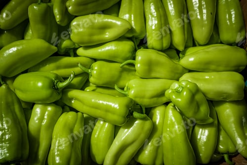 Preview: Full Frame Shot Of Green Bell Peppers