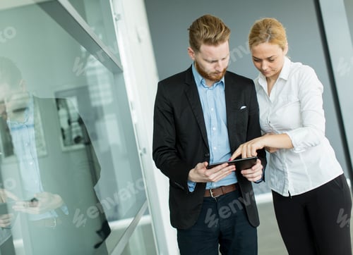 Preview: Business people