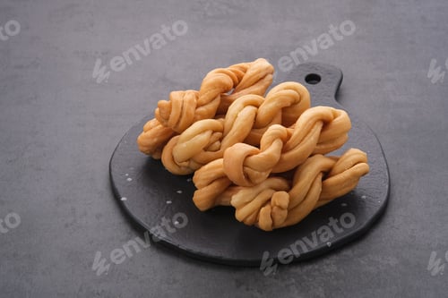 Preview: Kue Tambang or Untir untir, traditional Indonesian cookies