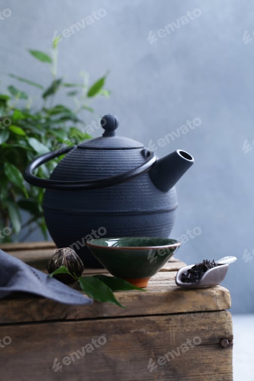 Preview: Cast Iron Kettle on Wooden Table