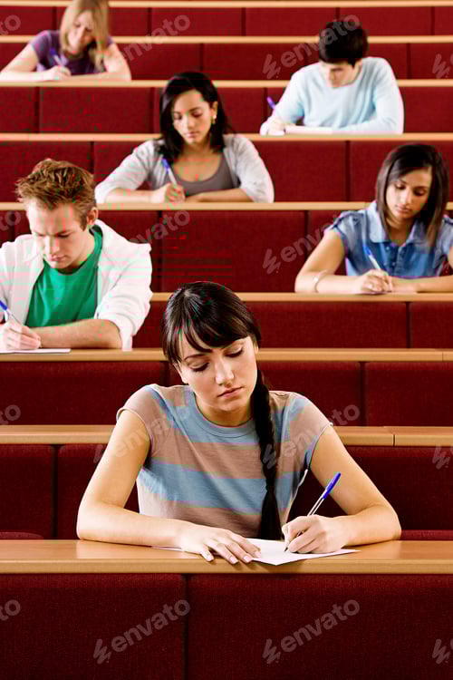 Preview: Students in lecture theatre