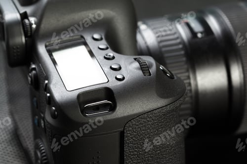 Preview: digital SLR camera