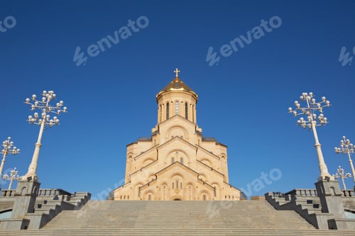 Preview: Holy Trinity Cathedral