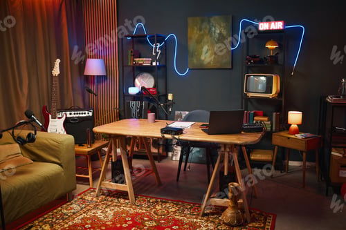 Preview: Modern Studio For Online Podcast