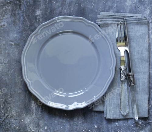 Preview: Empty Gray Plate
