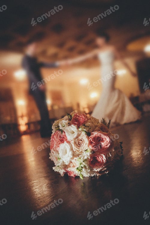 Preview: A Bride and Groom dancing in their wedding day